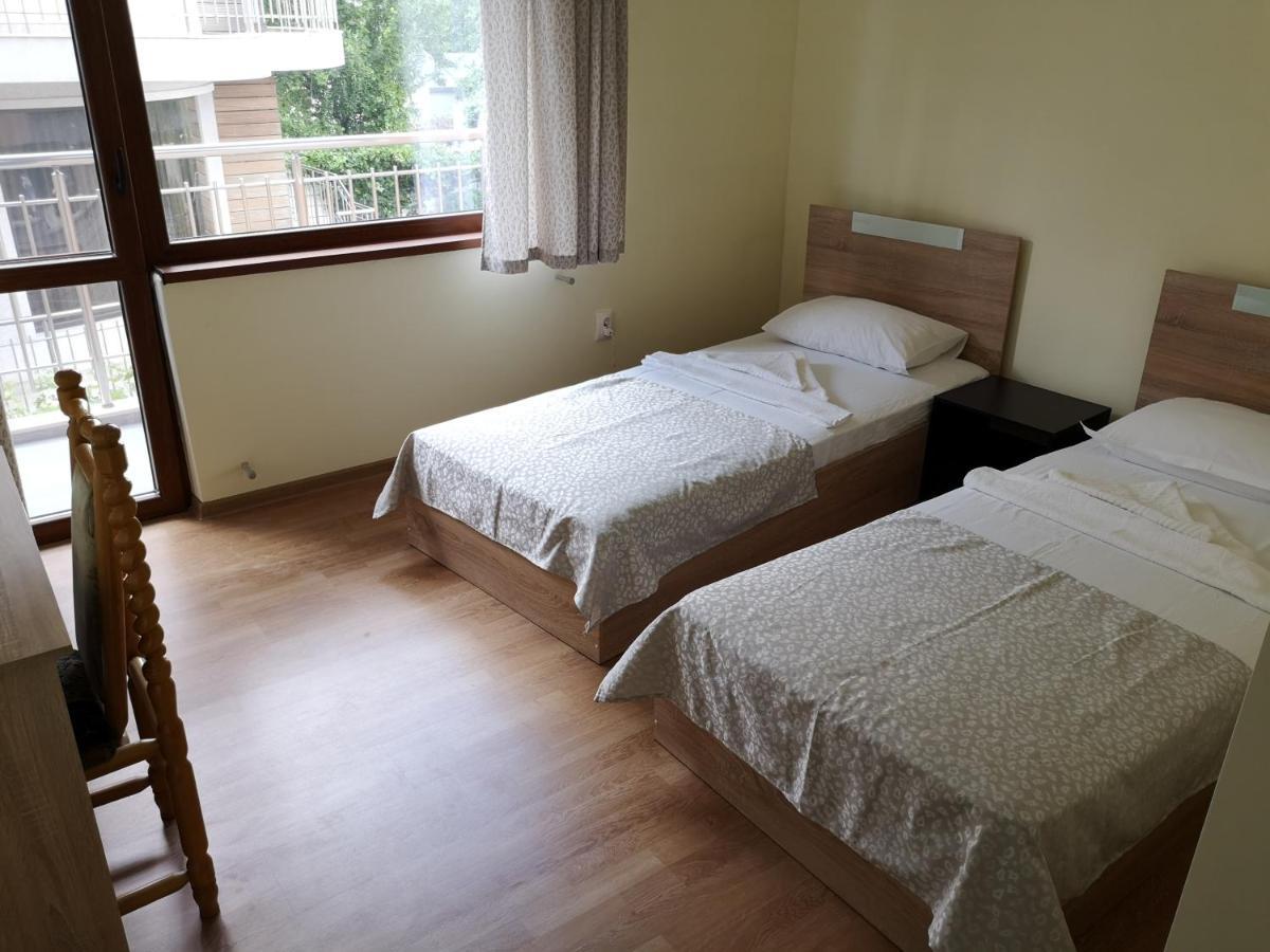 Alfa Guest Rooms With Parking 瓦爾納 外观 照片