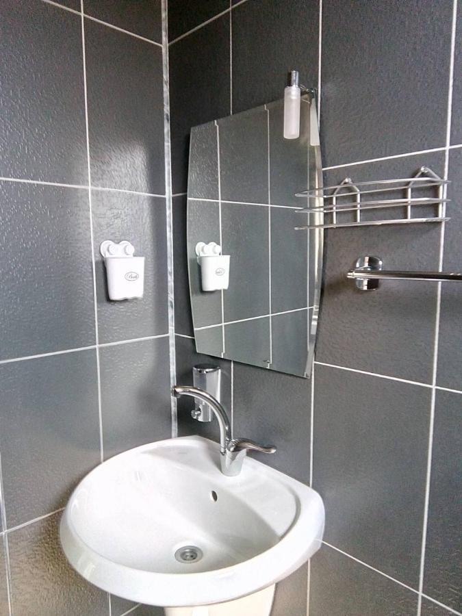 Alfa Guest Rooms With Parking 瓦爾納 外观 照片