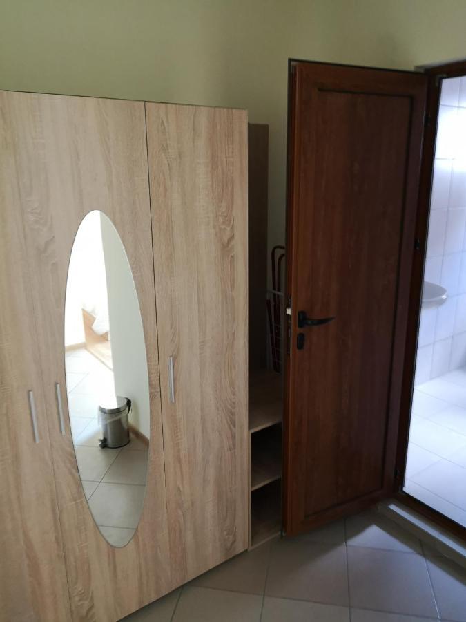 Alfa Guest Rooms With Parking 瓦爾納 外观 照片