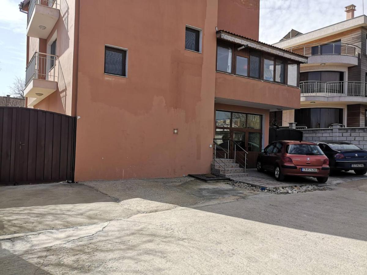 Alfa Guest Rooms With Parking 瓦爾納 外观 照片